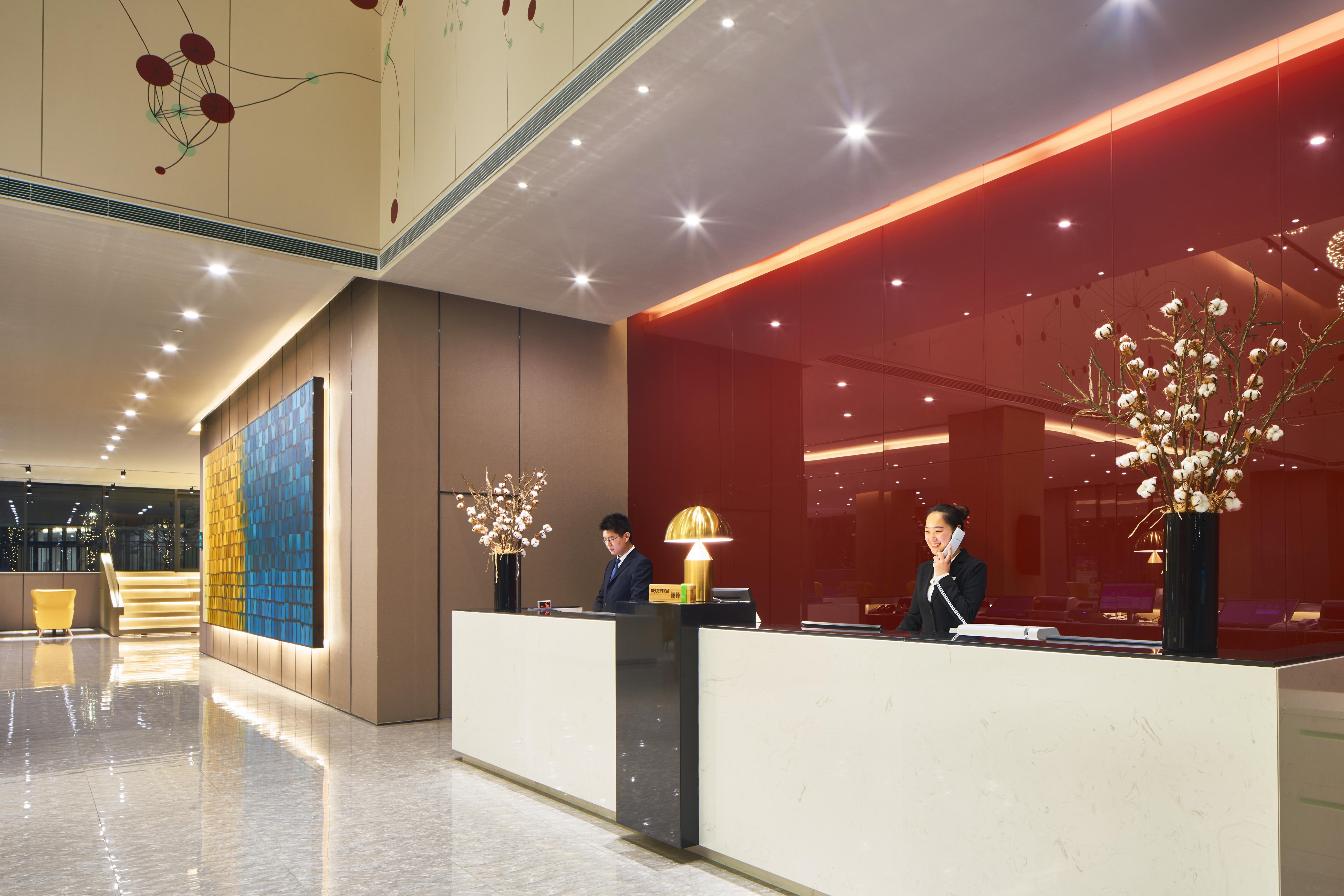 上海三甲港绿地铂派酒店-上海浦东机场 外观 照片